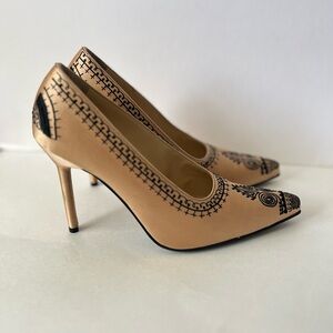 Very rare Todd Oldham pumps